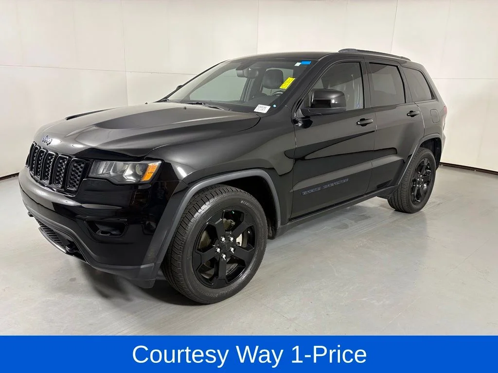 Used 2019 Black Jeep Laredo image 5