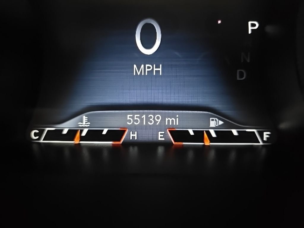 Used 2019 White Jeep Trailhawk image 26