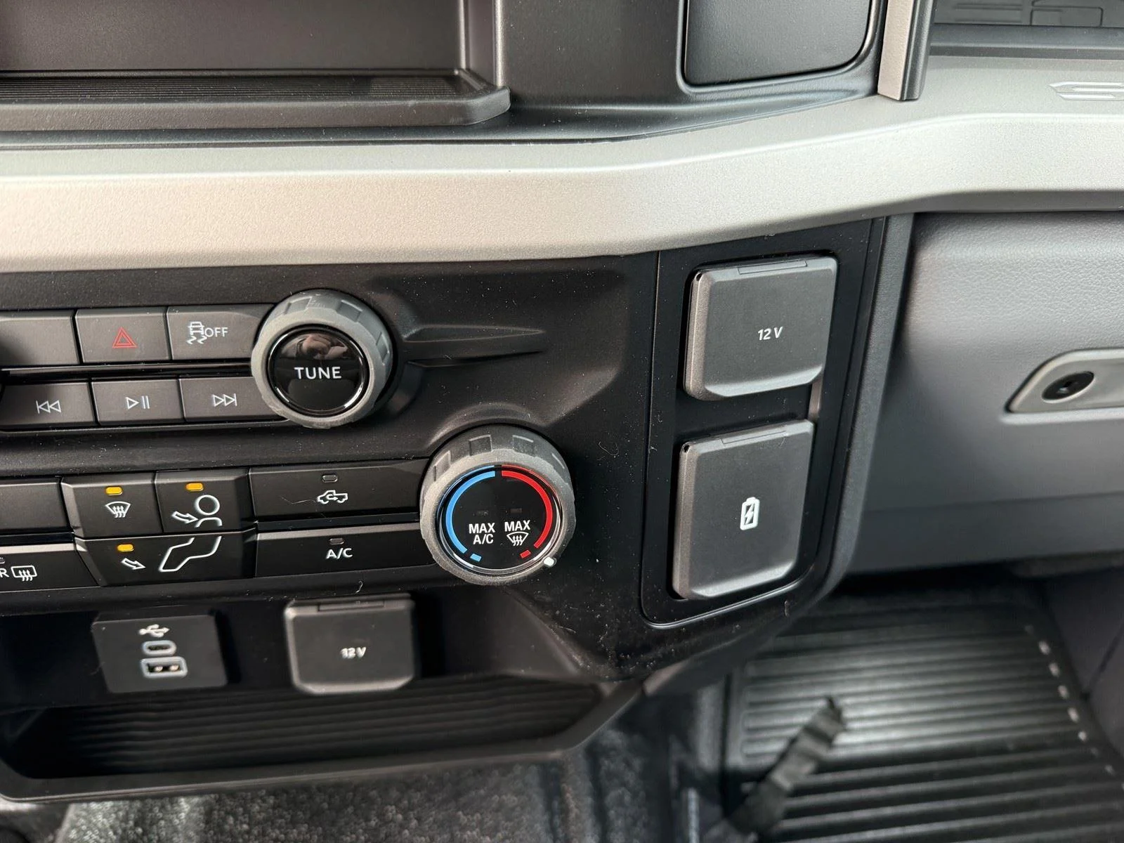 New 2026 Argon Blue Metallic Ford F-250® XL image 24