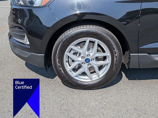 Used 2022 Black Ford SEL image 10