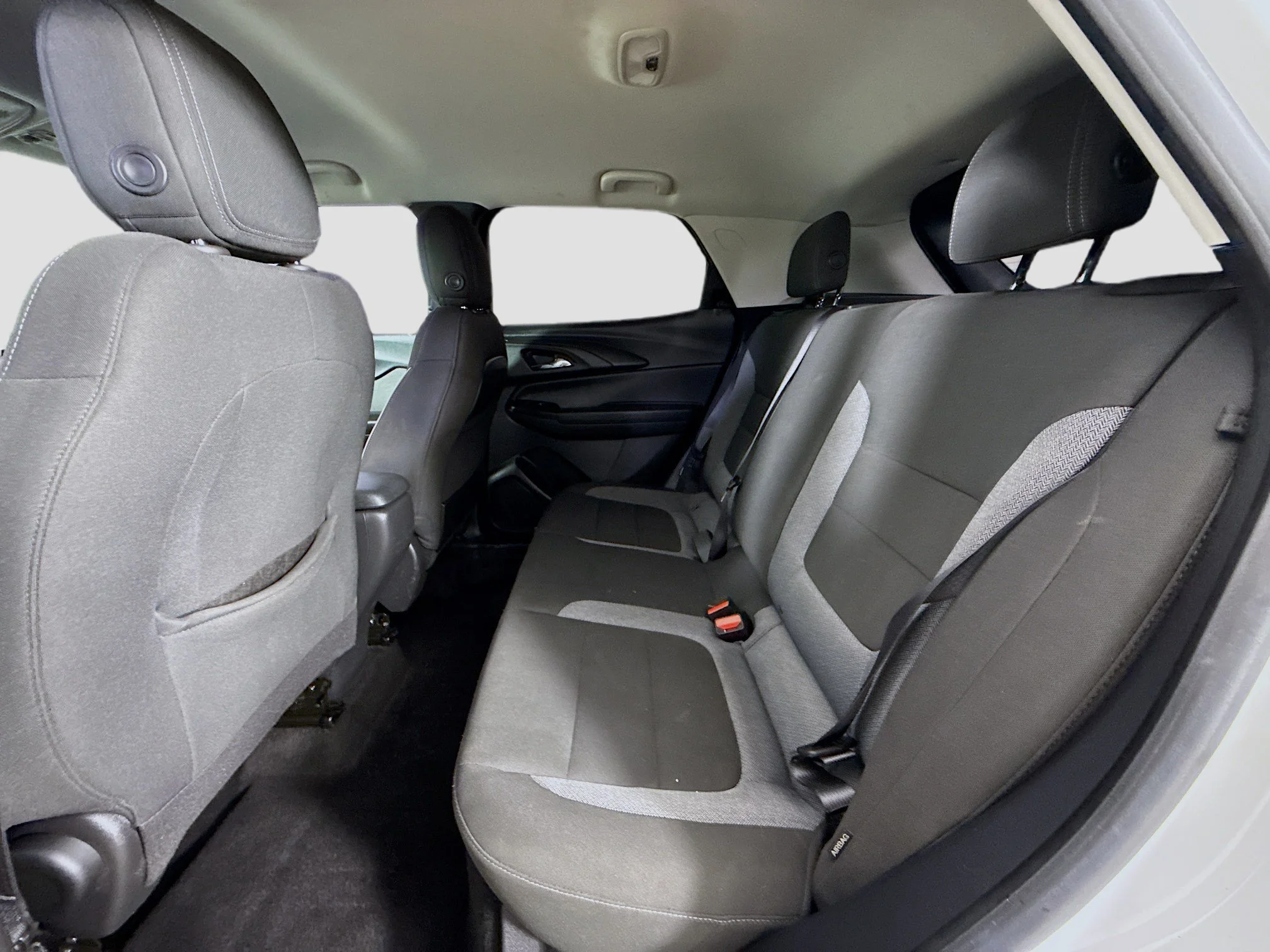 Used 2023 Summit White Chevrolet LS image 25