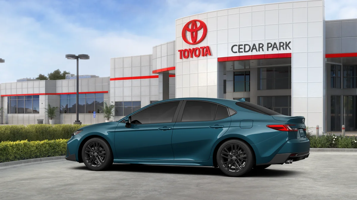 New 2026 Ocean Gem Toyota SE image 5