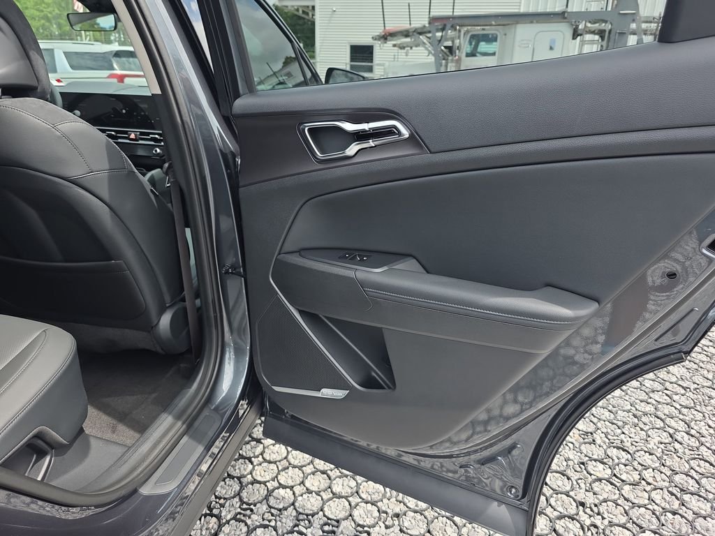 New 2026 Gravity Gray Kia SX-Prestige image 34