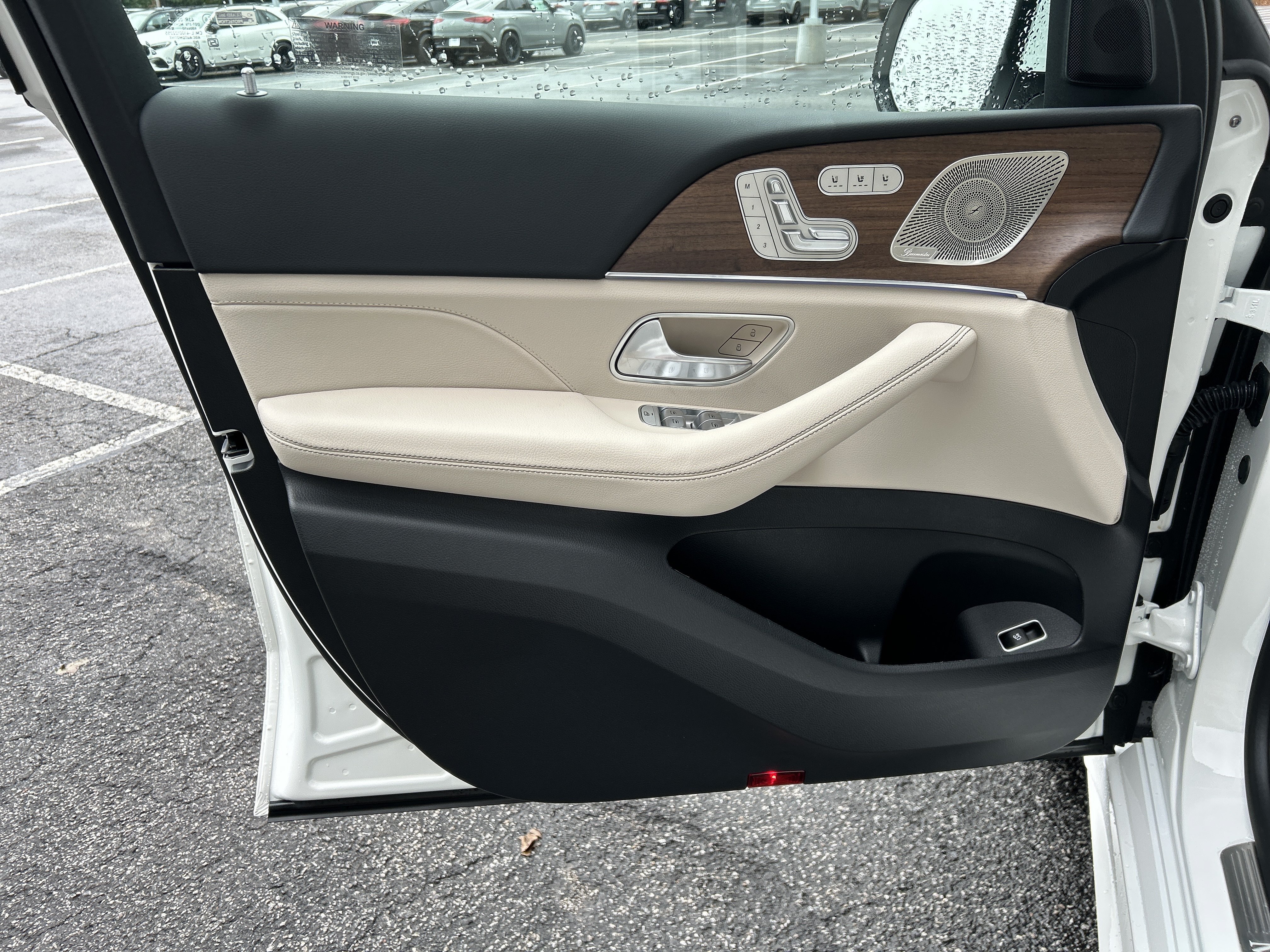 New 2026 Polar White Mercedes-Benz GLE 350 4MATIC® SUV image 15