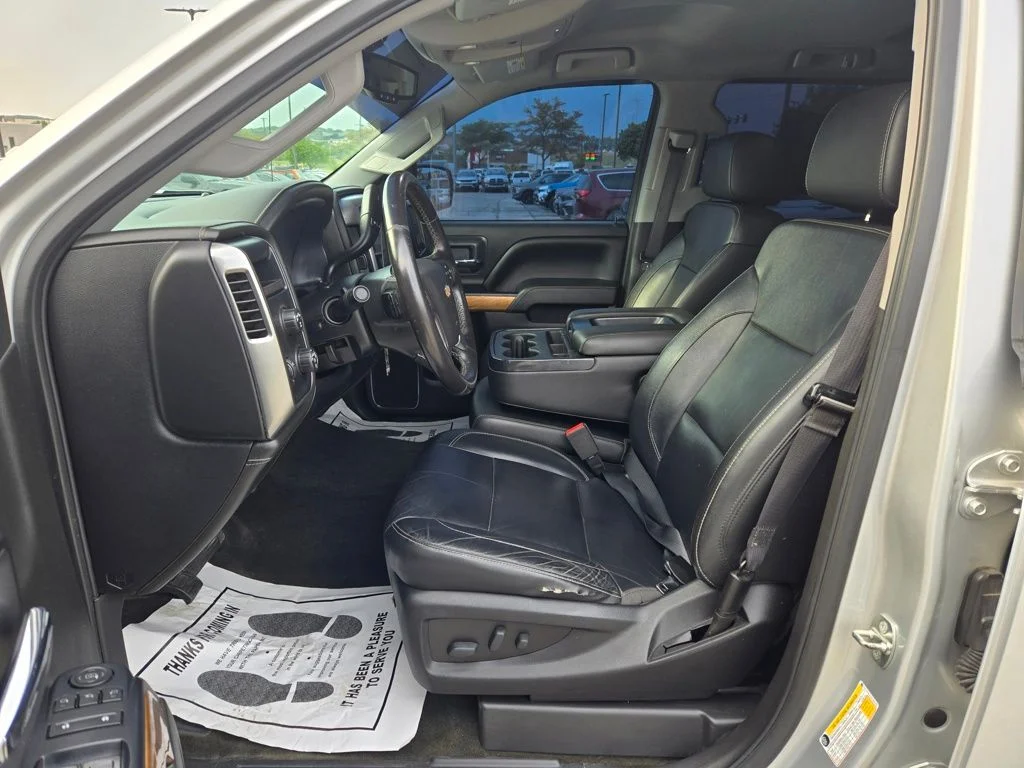 Used 2018 Silver Chevrolet LTZ image 13