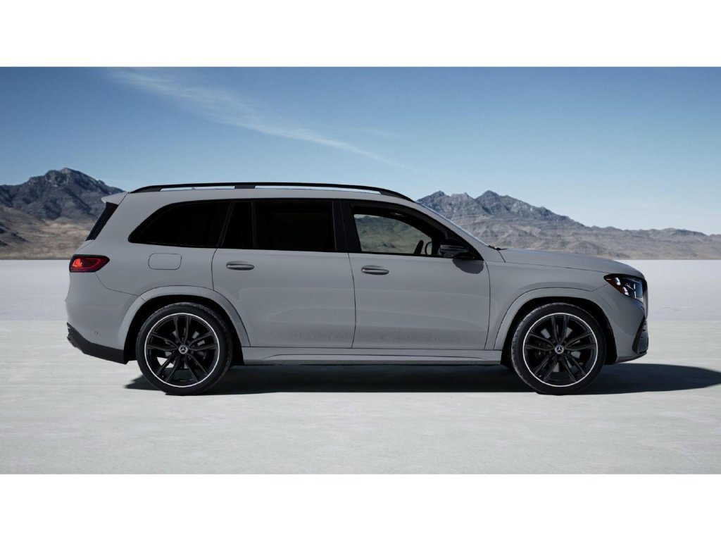 New 2027 MANUFAKTUR Alpine Grey Mercedes-Benz GLS 450 image 2