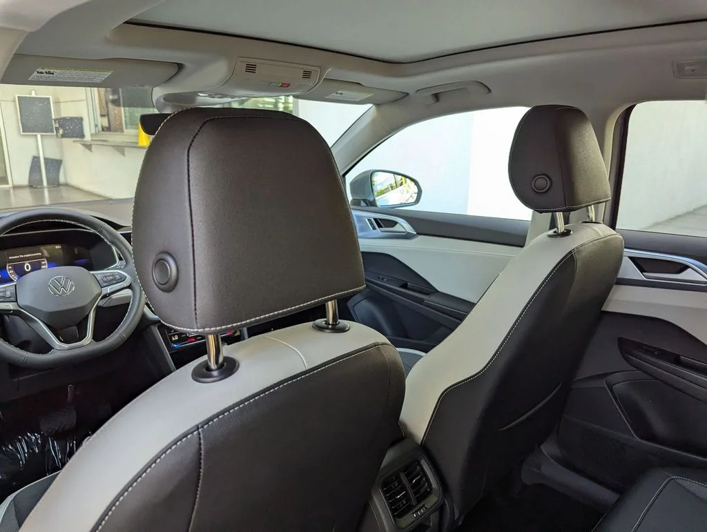2025 Volkswagen Taos SE - Photo 16