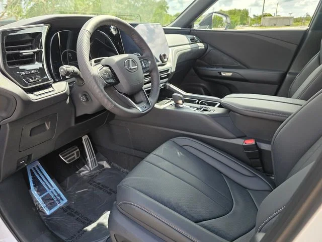 2026 Lexus TX 500h F-Sport Premium - Photo 24