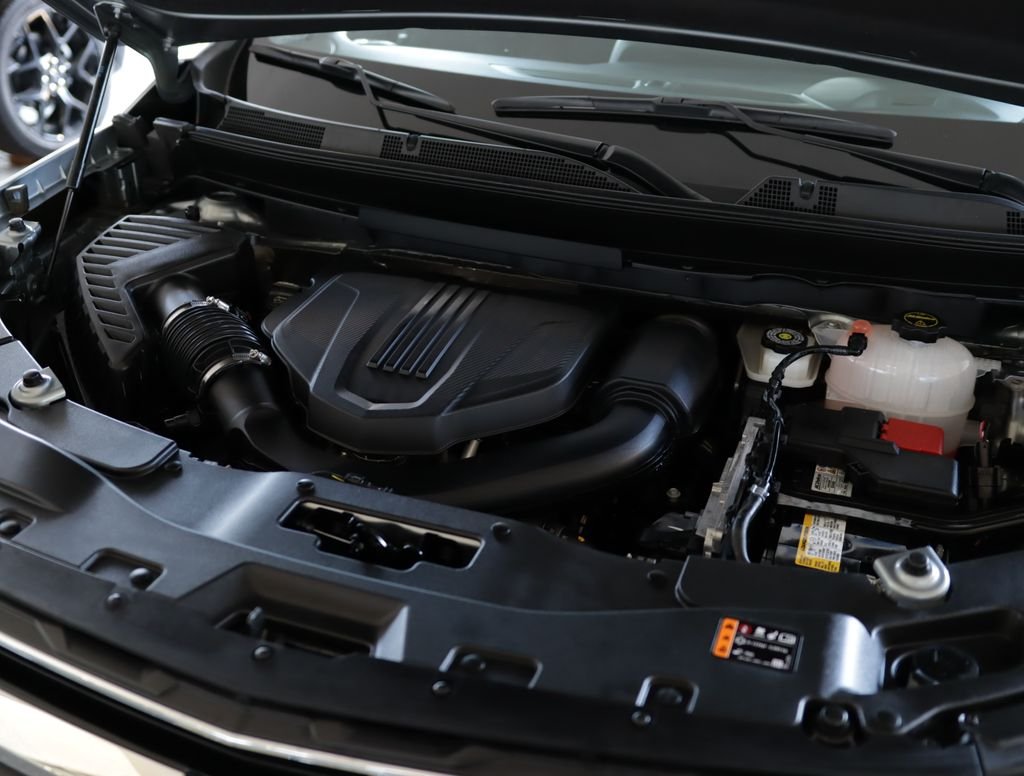 Used 2024 Gray Chevrolet LT image 34