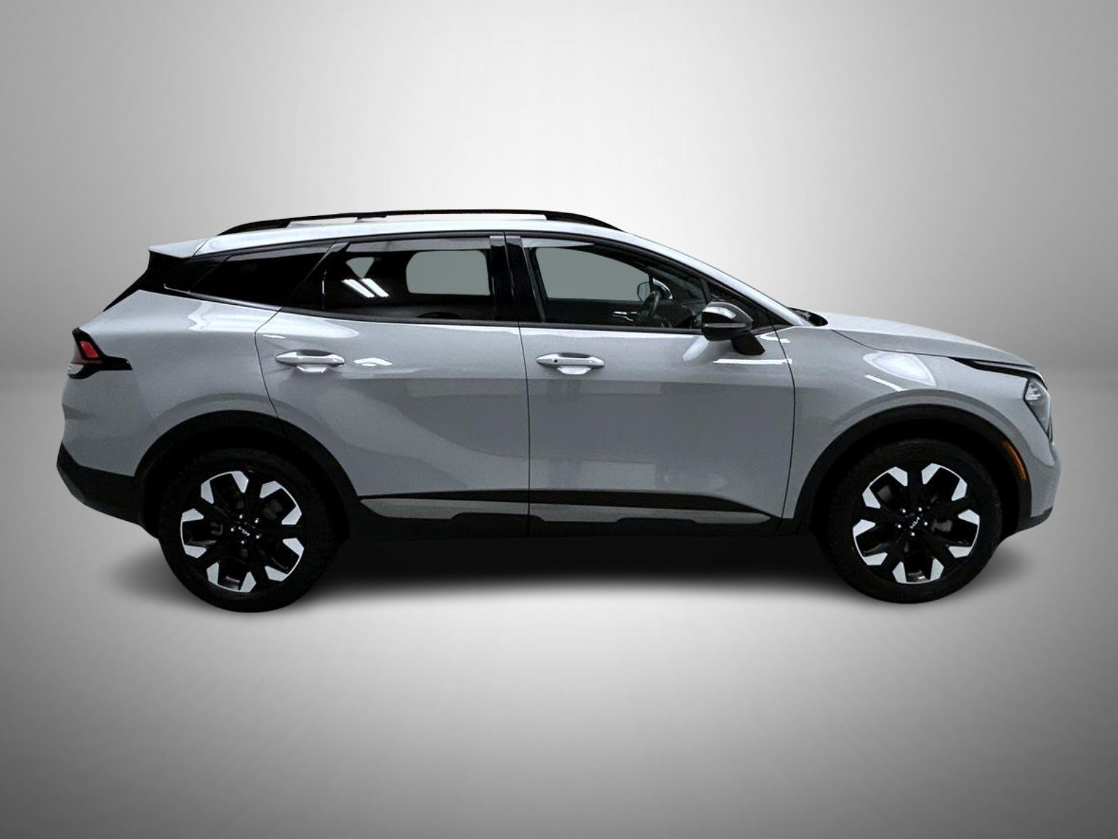 Used 2023 Gray Kia X-Line image 4