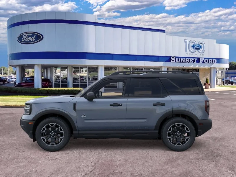 New 2026 Azure Gray Metallic Tri-Coat Ford Outer Banks image 3