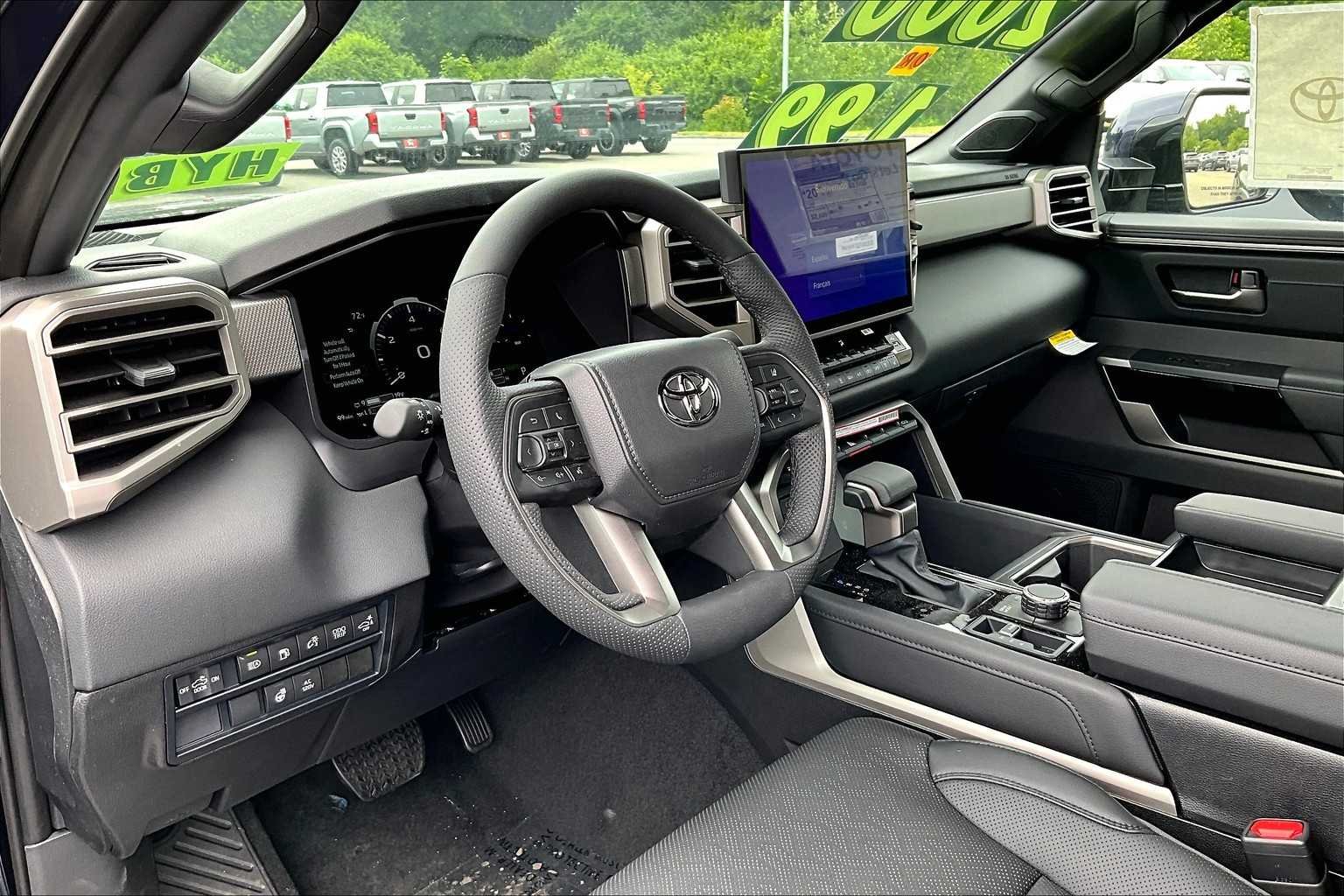 2025 Toyota Tundra Limited - Photo 8