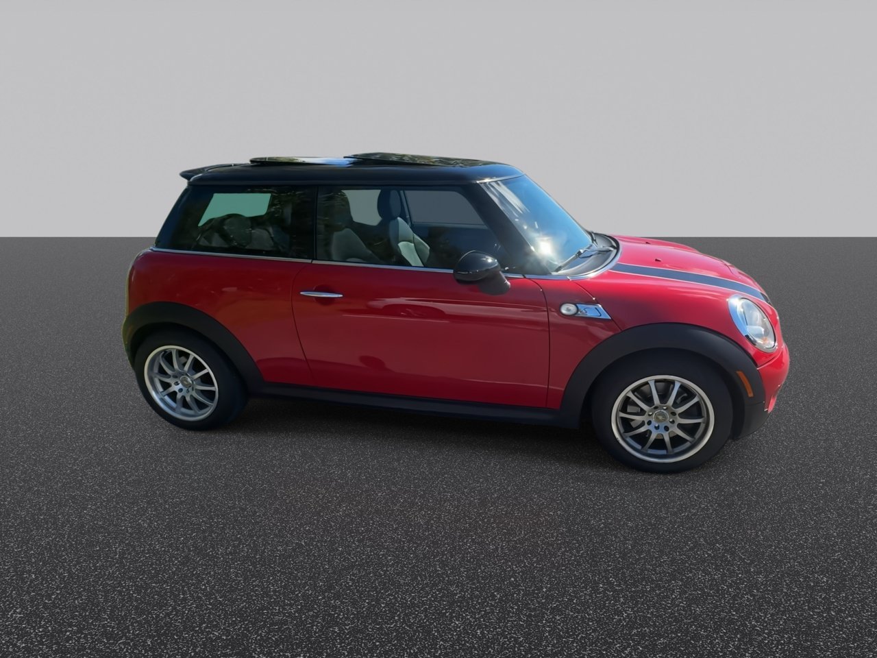 Used 2008 Chili Red MINI S image 9
