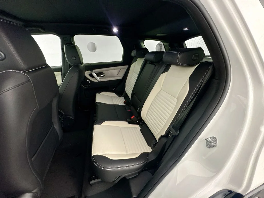 New 2026 Fuji White Land Rover Landmark image 24