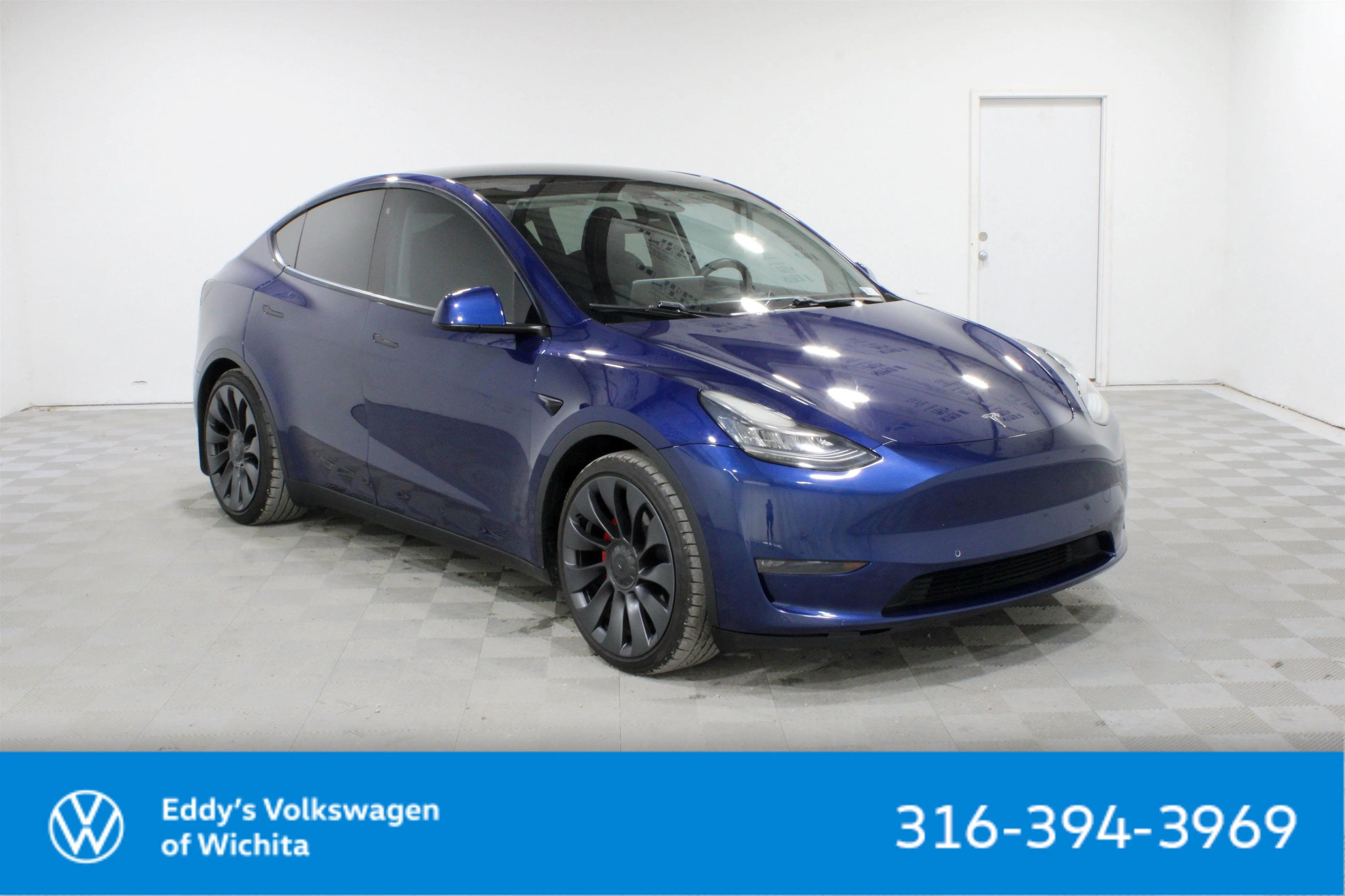 2020 Tesla Model Y Performance Dual Motor All-Wheel Drive's photo