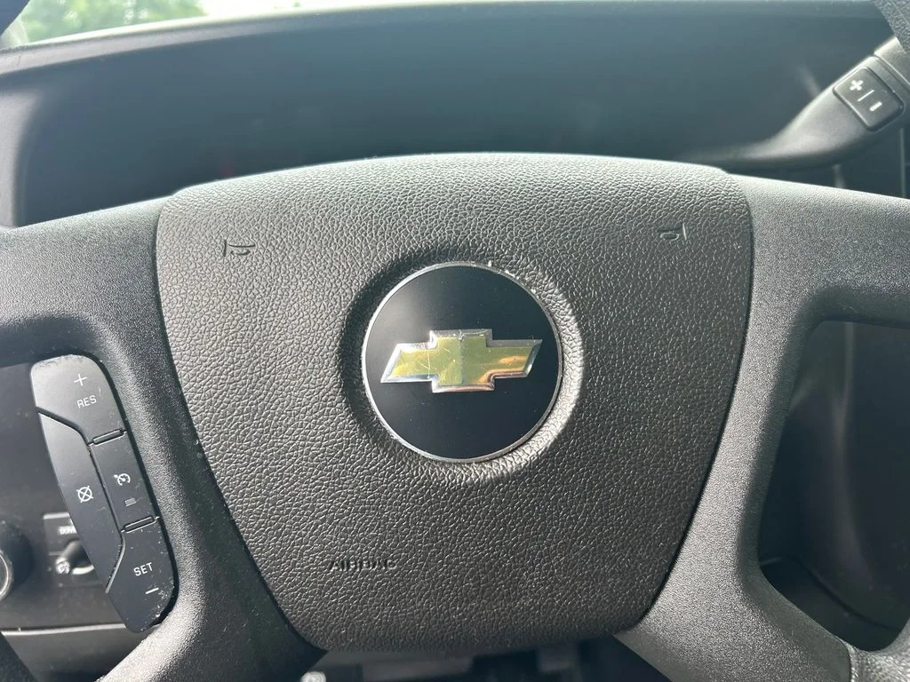 Used 2024 White Chevrolet Work Van image 13
