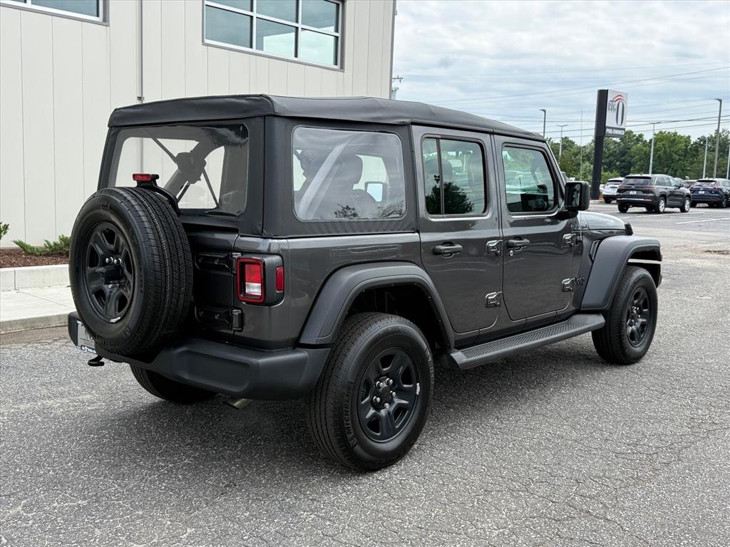 Used 2022 GRAY Jeep Sport image 3