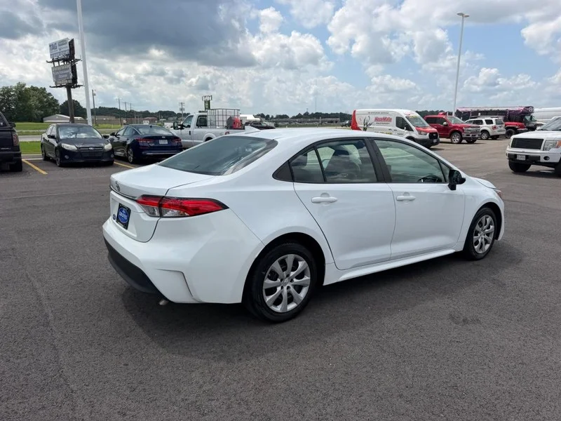 Certified Used 2023 Ice Toyota LE image 5