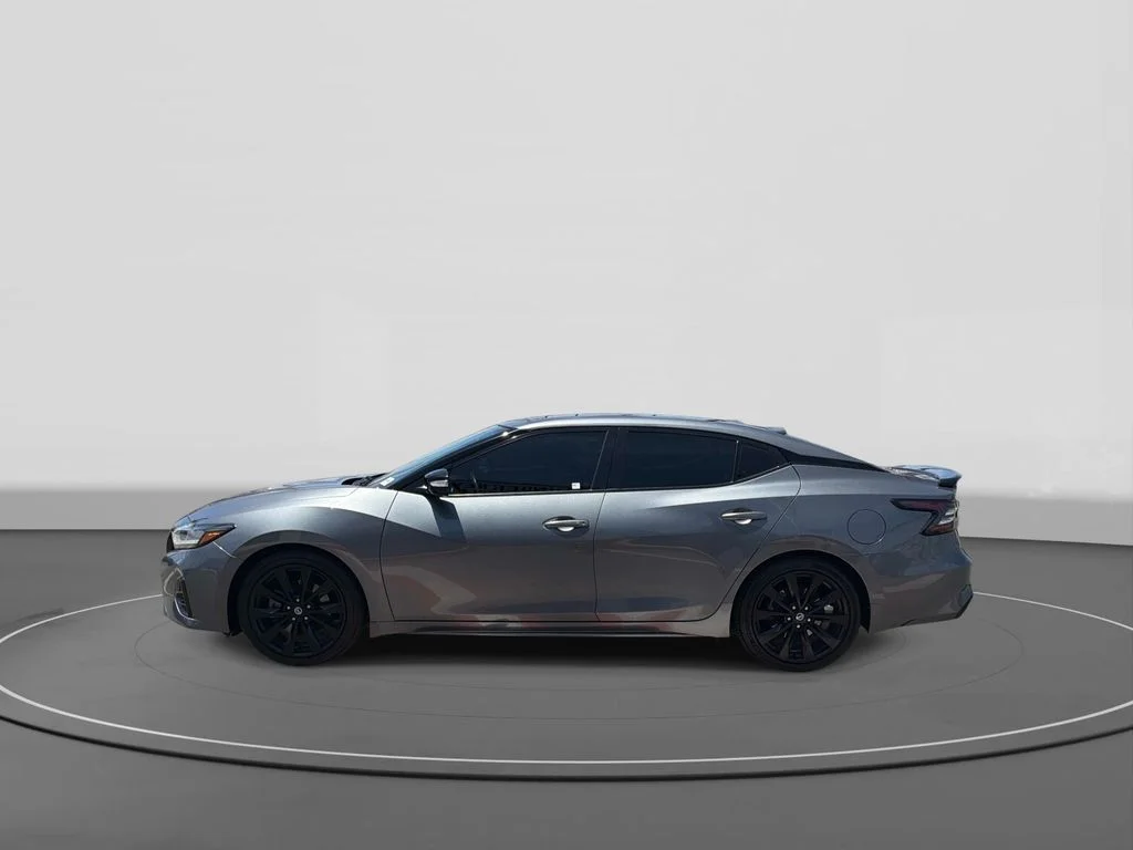 Certified Used 2020 GUN METALLIC Nissan SR image 4