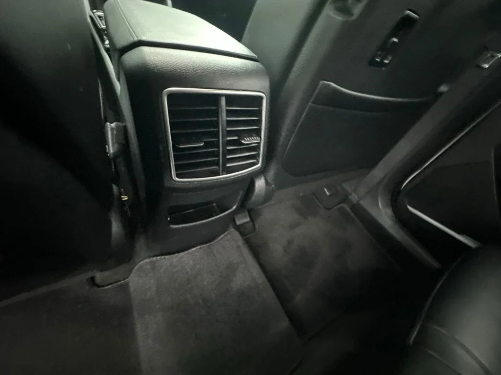 Used 2025 White Kia SX-Prestige image 28