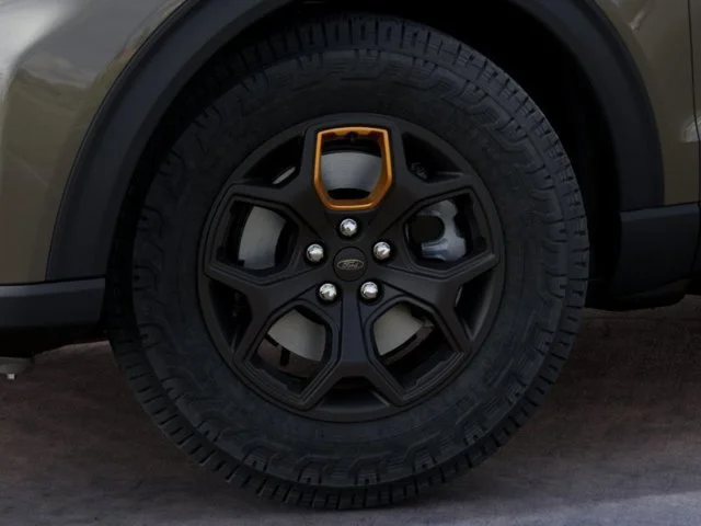 New 2027 Marsh Gray Ford Tremor® image 24
