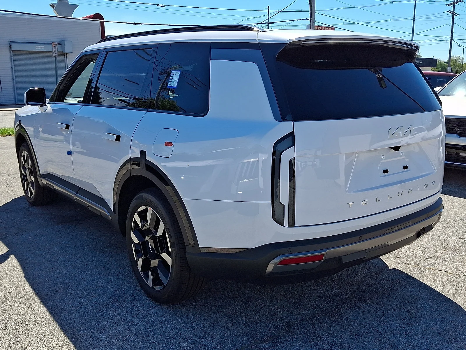 New 2027 White Kia S image 5