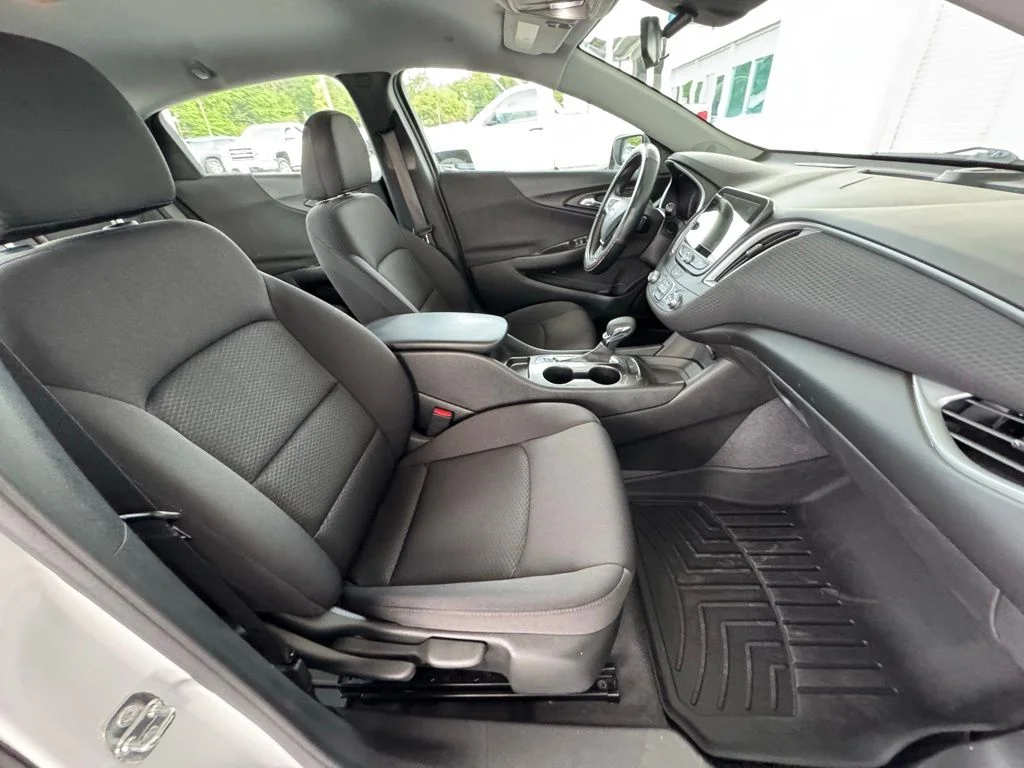 Used 2023 White Chevrolet LS image 16