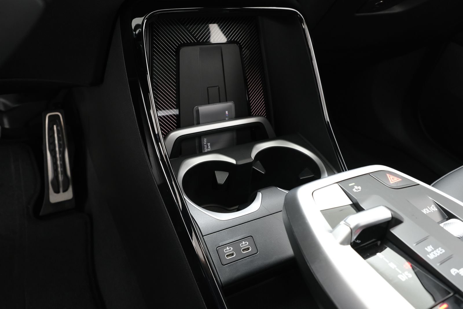 New 2027 Alpine White BMW xDrive28i image 21