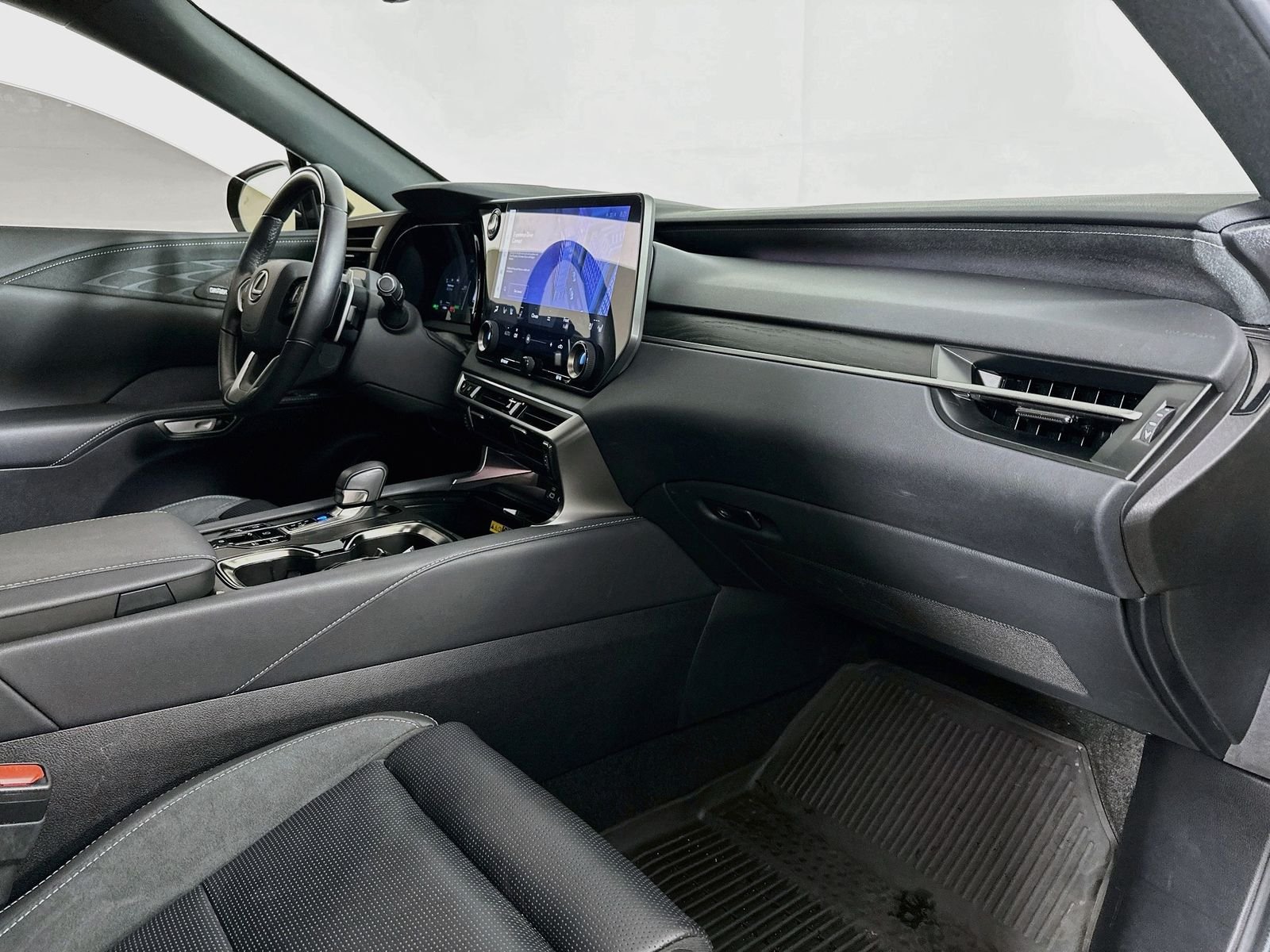Used 2025 Caviar Lexus 450h+ Luxury image 31