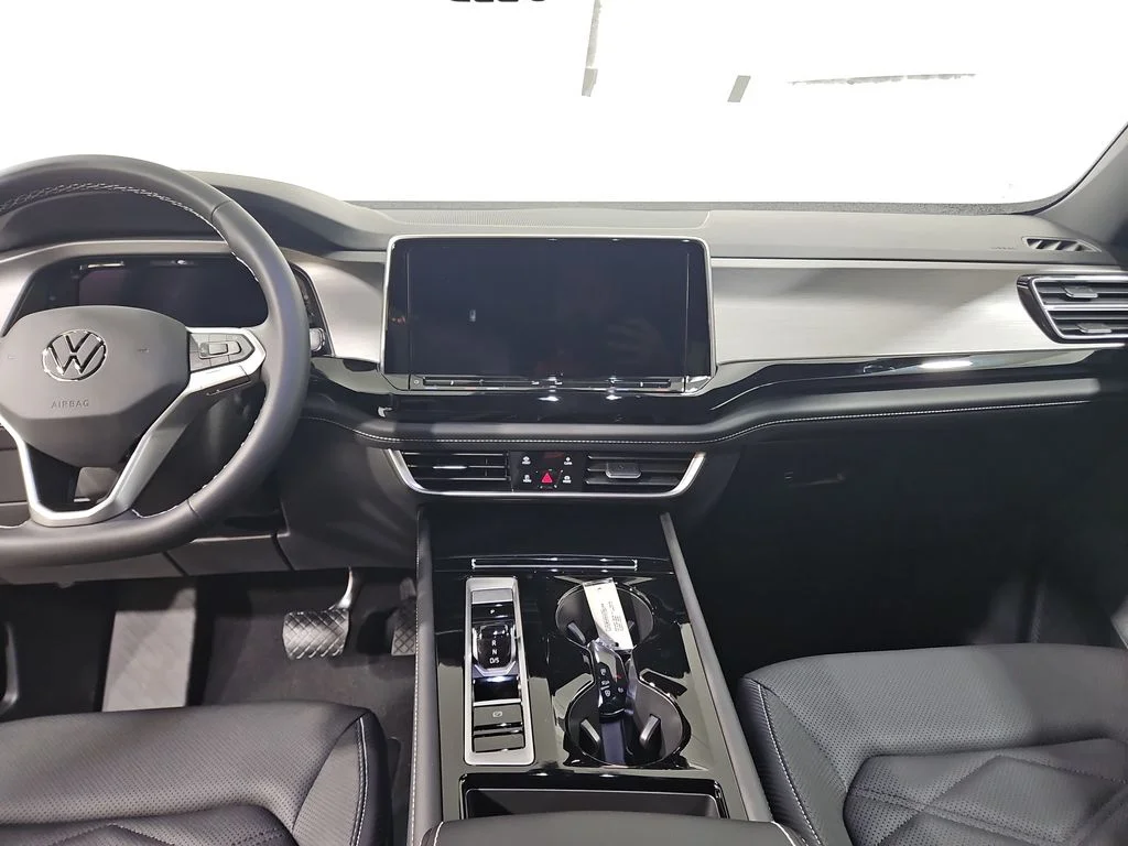 New 2026 Gray Volkswagen 2.0T SE w/Technology image 17