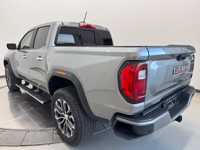Used 2023 Sterling Metallic GMC Denali image 9