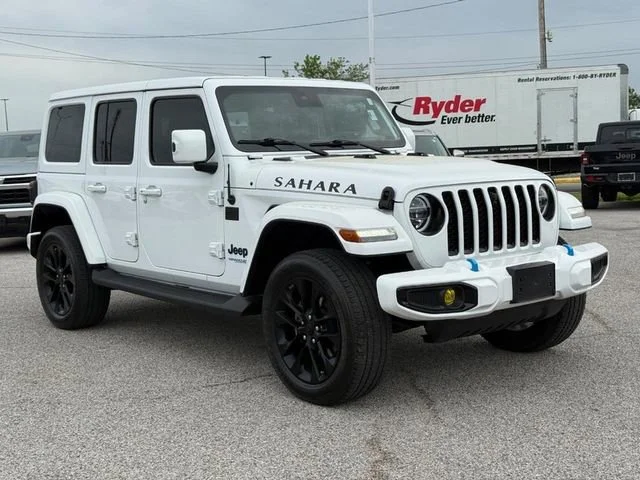 Used 2021 White Jeep Unlimited High Altitude 4x4 image 9