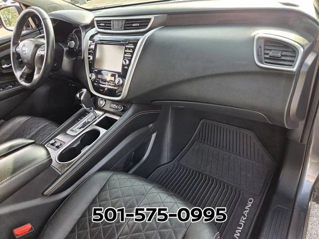 Used 2022 Gray Nissan Platinum image 18