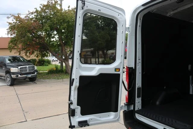 New 2026 Oxford White Ford Cargo Van image 29
