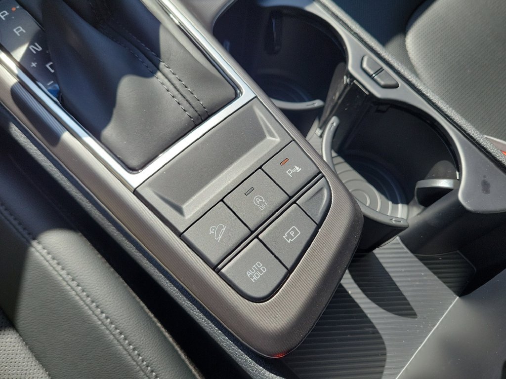 New 2026 Glacial White Pearl Kia EX image 38