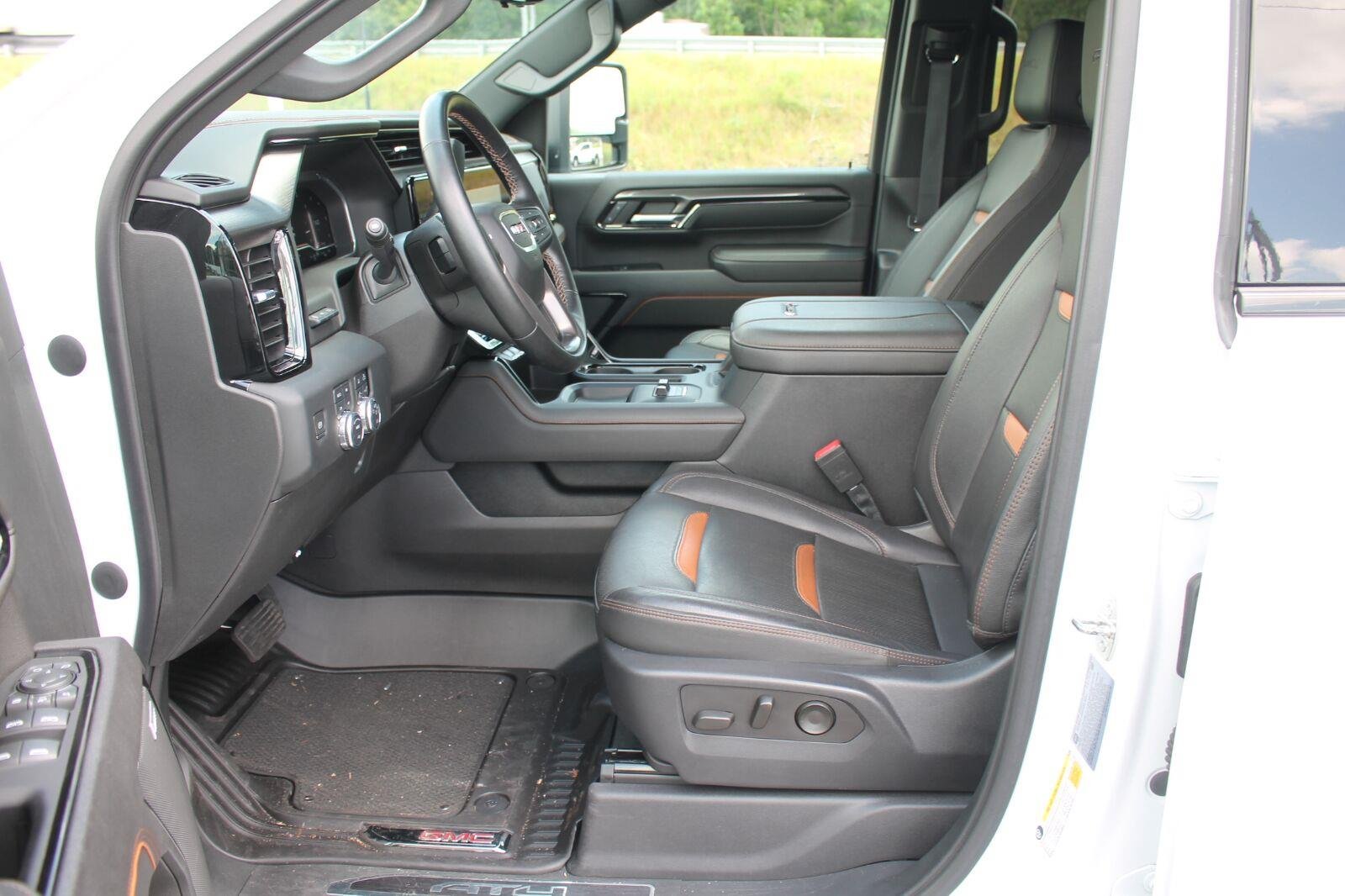 Used 2024 Summit White GMC AT4 image 12