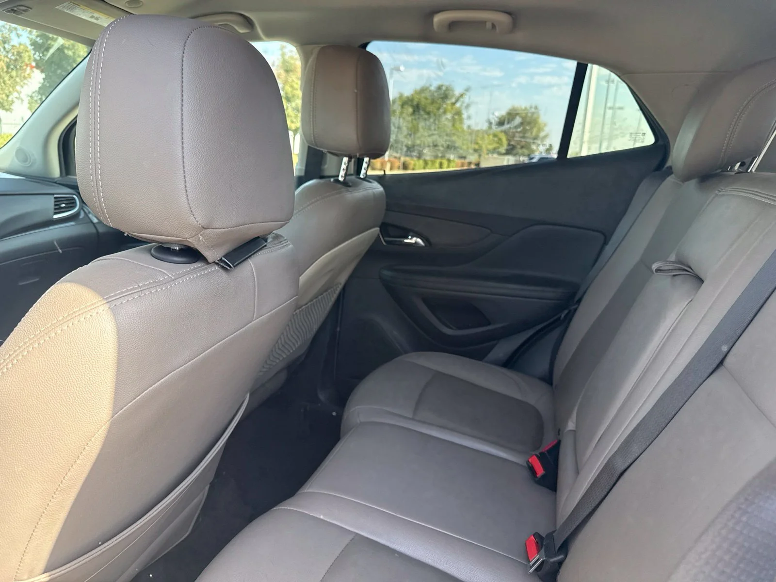 Used 2017 White Buick Preferred image 18