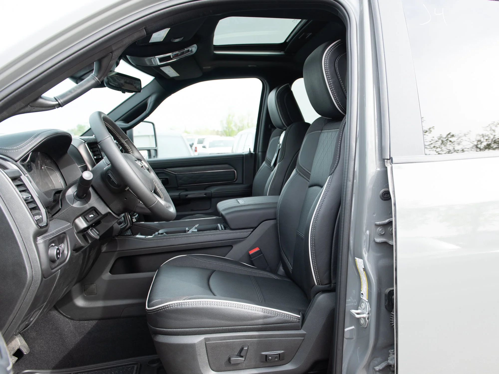 New 2026 Grey RAM Limited* image 21