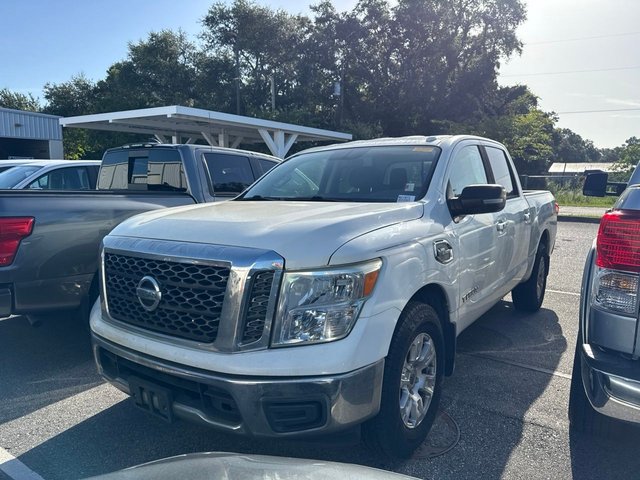 2017 Nissan Titan SV