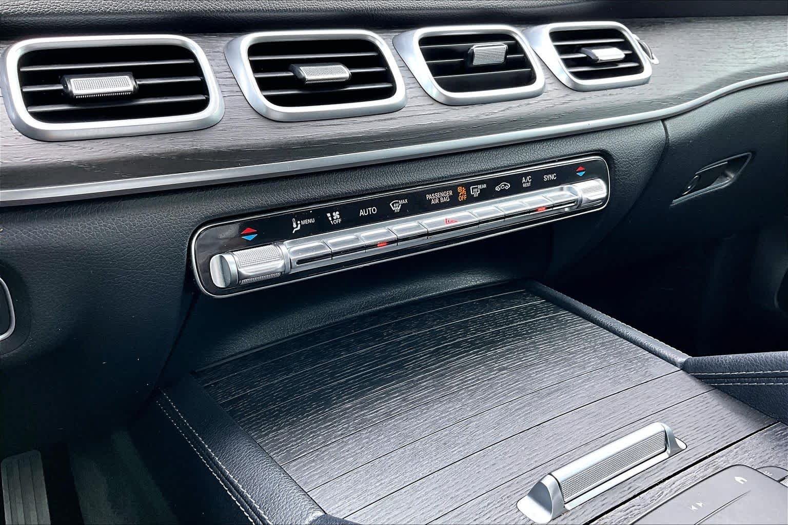 Used 2021 Polar White Mercedes-Benz GLE 350 image 35