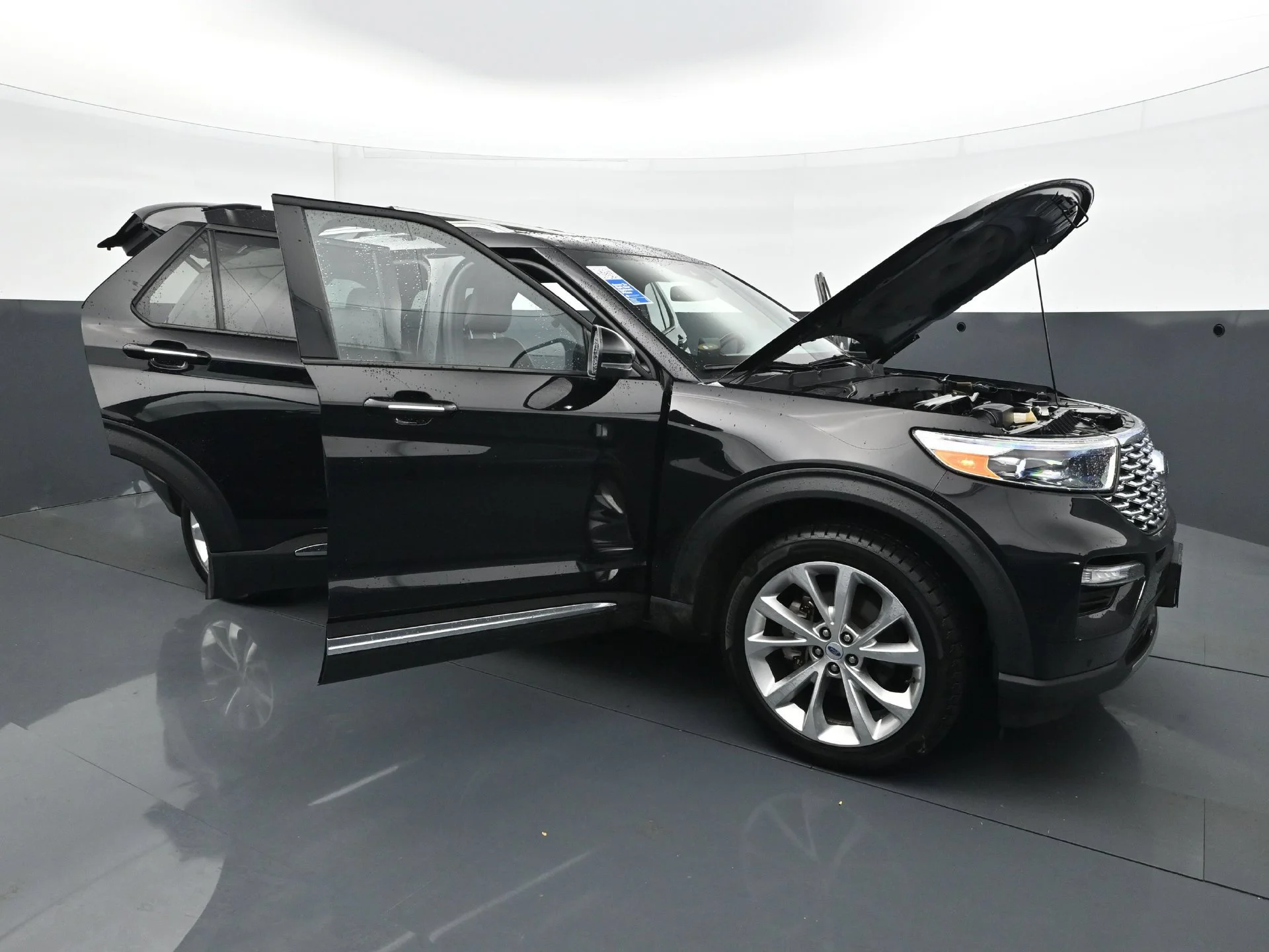 Used 2022 Black Ford Platinum image 38