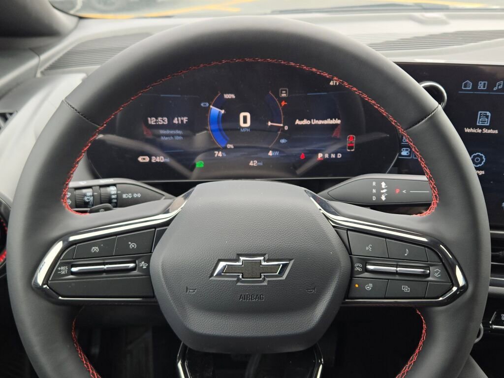 2025 Chevrolet Equinox EV RS - Photo 31