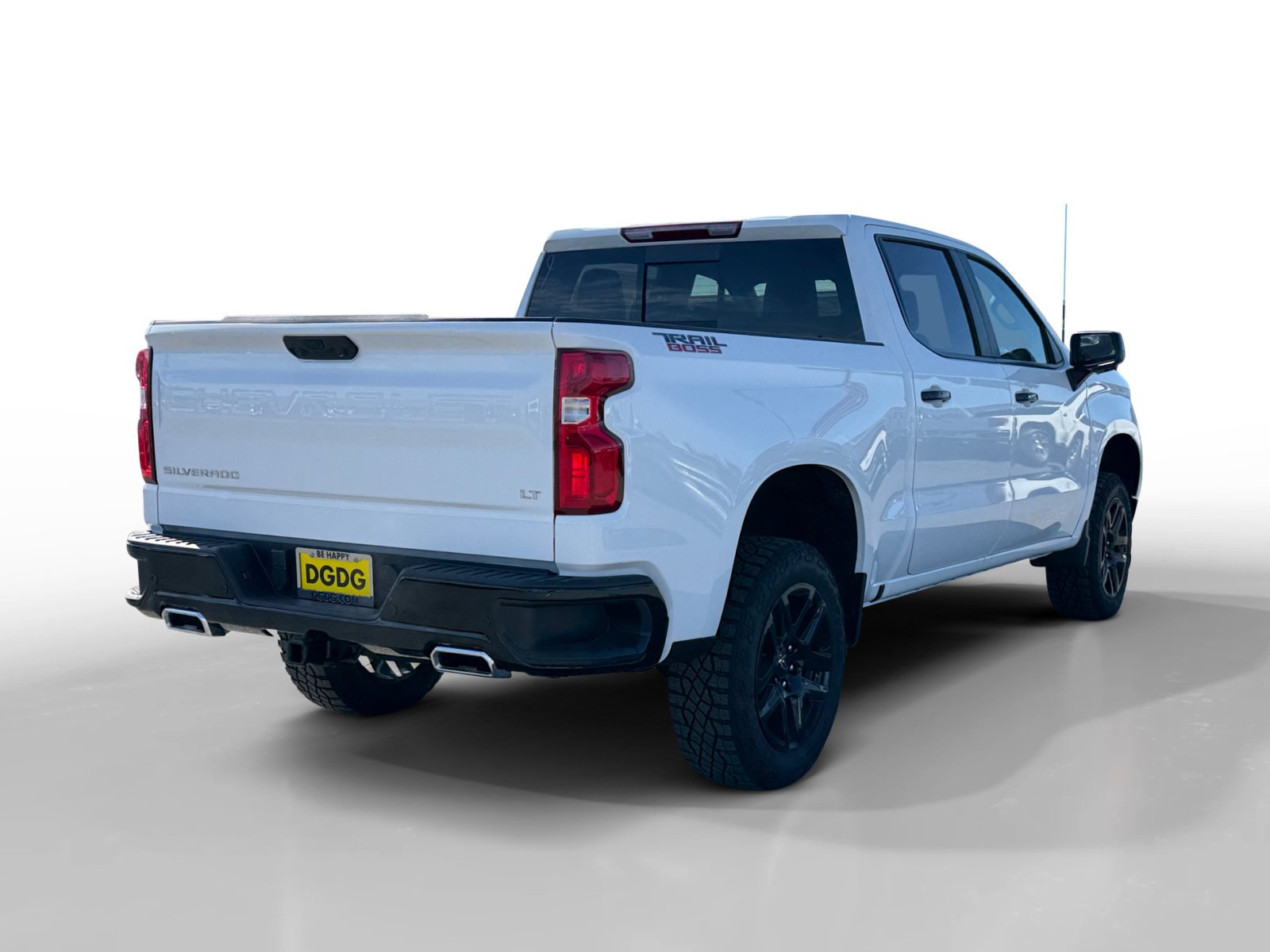 New 2026 Summit White Chevrolet LT Trail Boss image 5