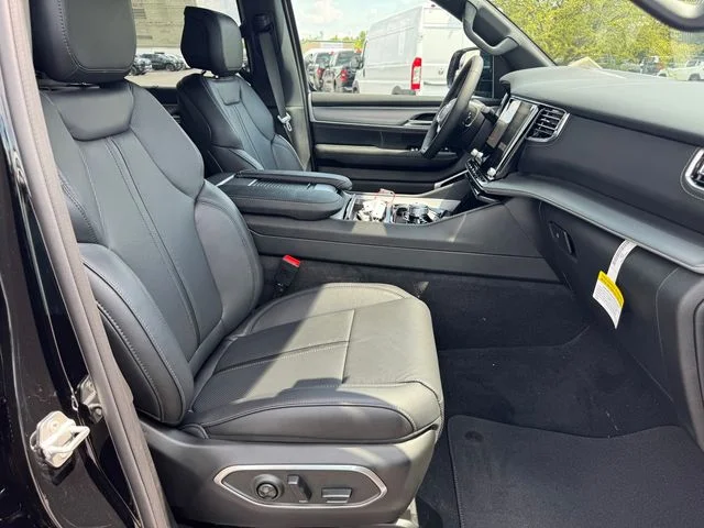New 2026 High Gloss Black Exterior Paint Jeep Grand Wagoneer image 14