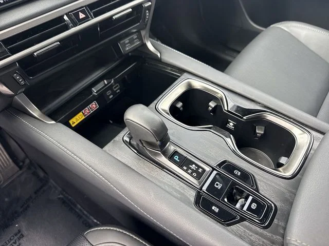 Used 2025 White Lexus 350 Premium image 21