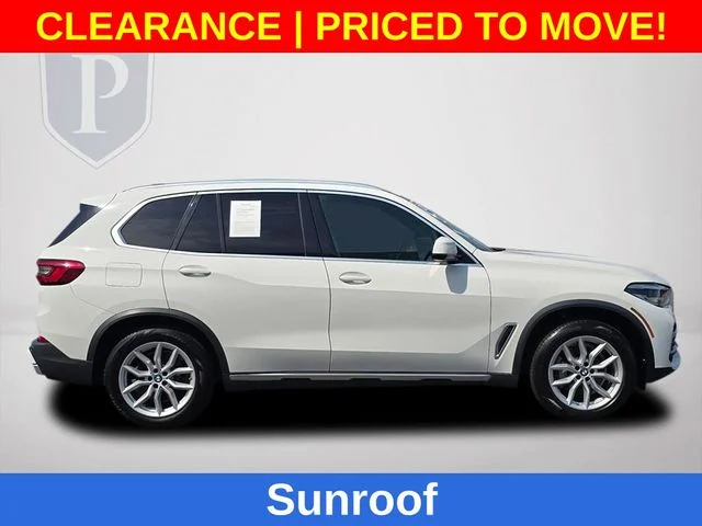 Used 2020 White BMW sDrive40i image 4