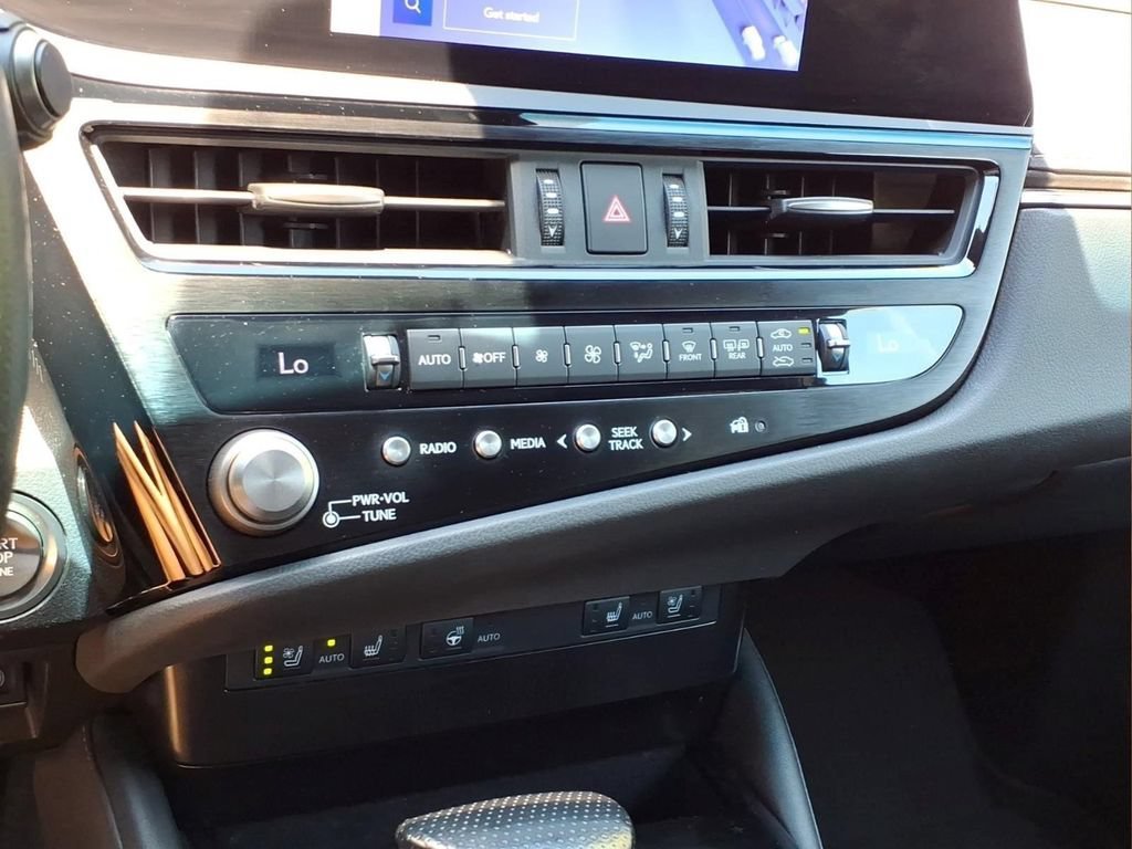 Used 2023 Black Lexus F SPORT Handling image 6