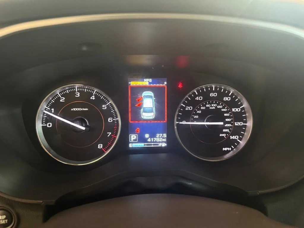 Used 2019 White Subaru 2.0i Limited image 11