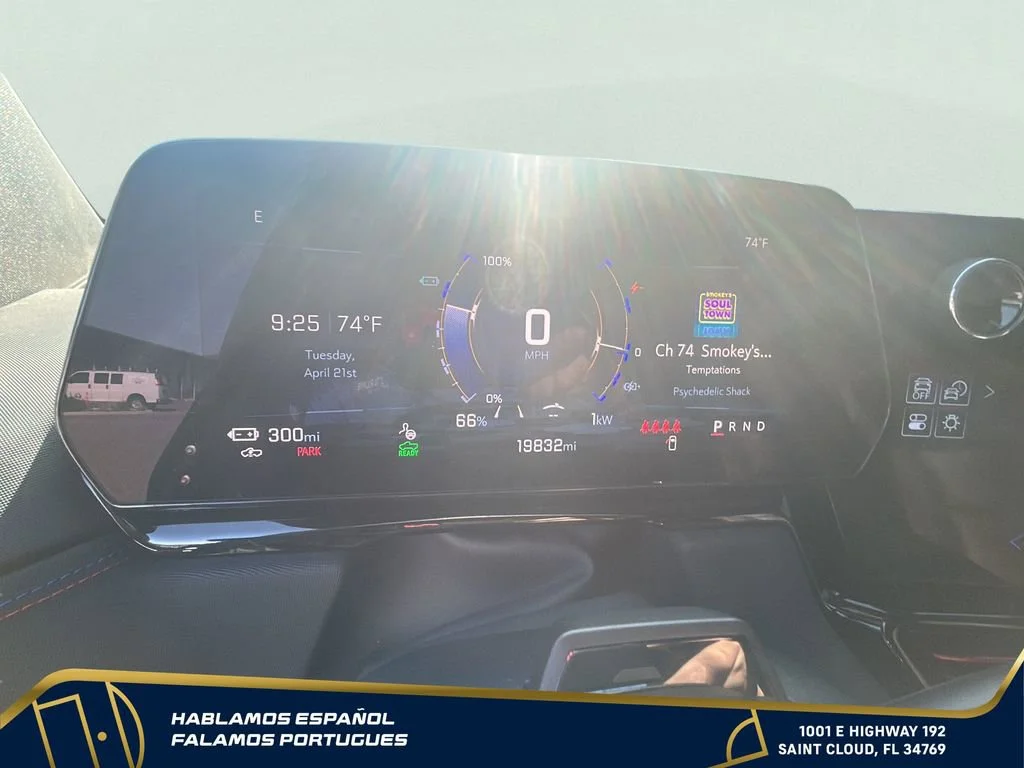 Used 2025 Black Chevrolet RST - Max Range image 19