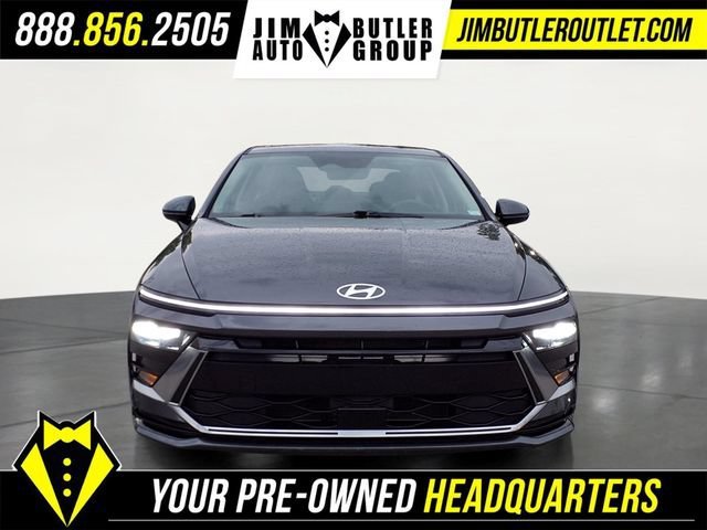 Used 2024  Hyundai SEL image 17